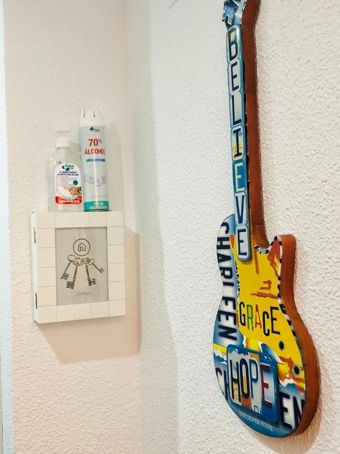 Apartamento Santa Pola"The Guitar" 300 M De La Playa المظهر الخارجي الصورة