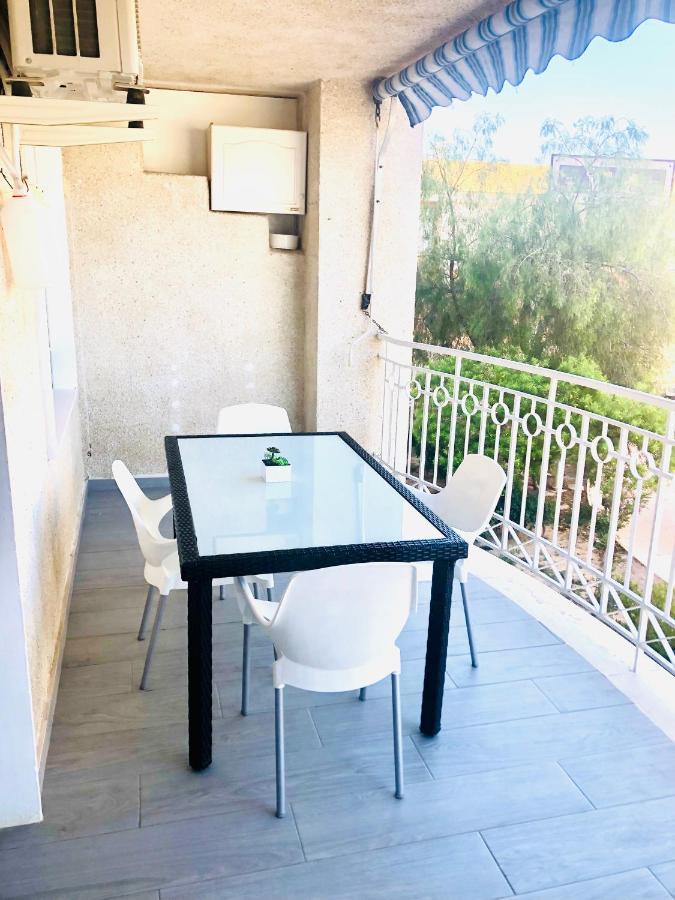 Apartamento Santa Pola"The Guitar" 300 M De La Playa المظهر الخارجي الصورة